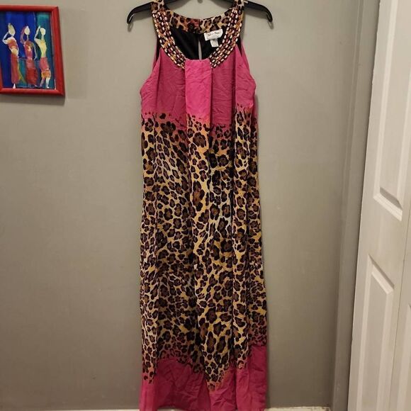 Sassy Doll Maxi Dress  - Picture 2 of 7